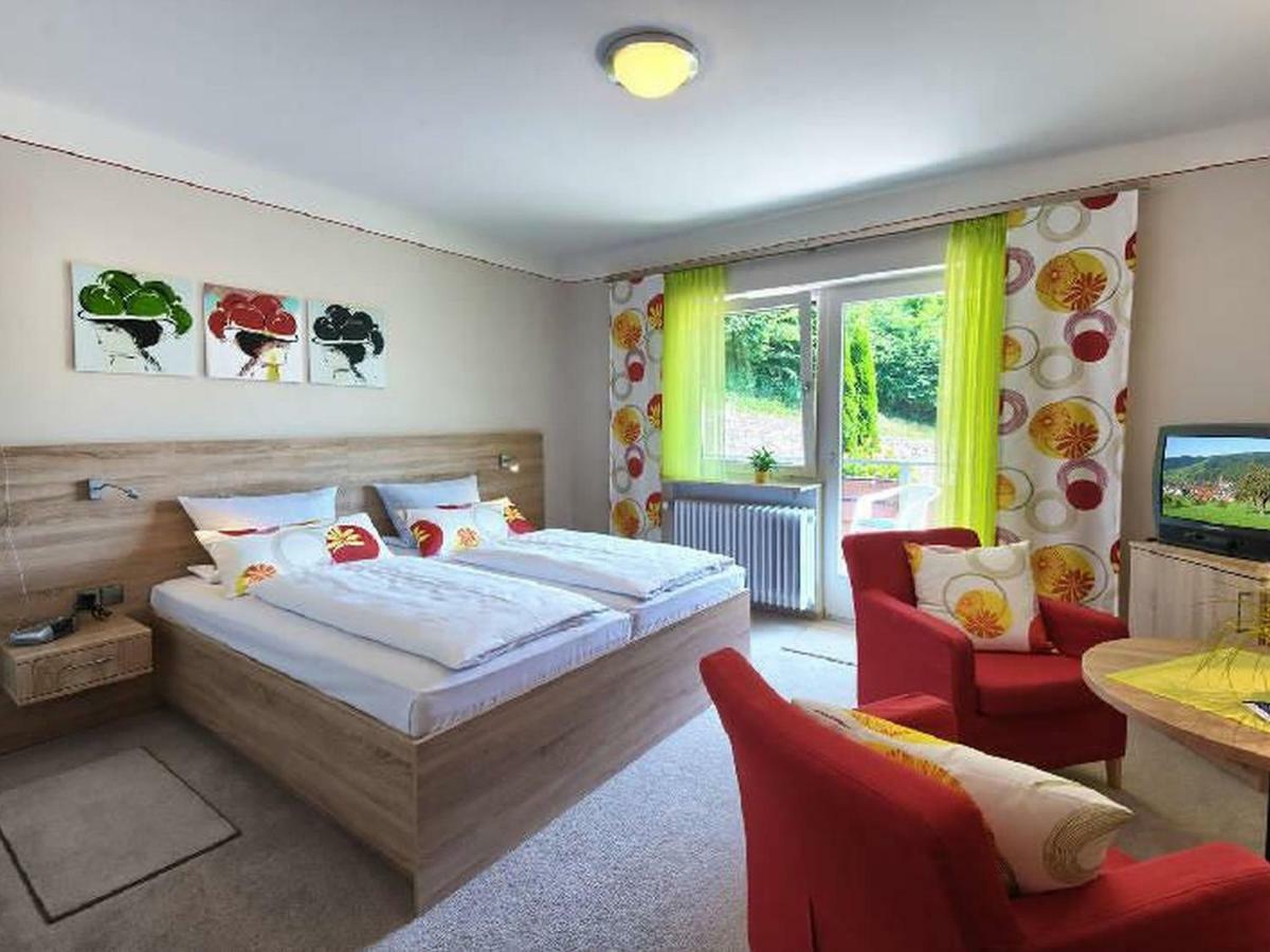 Pension Waldfrieden Oberharmersbach Bagian luar foto
